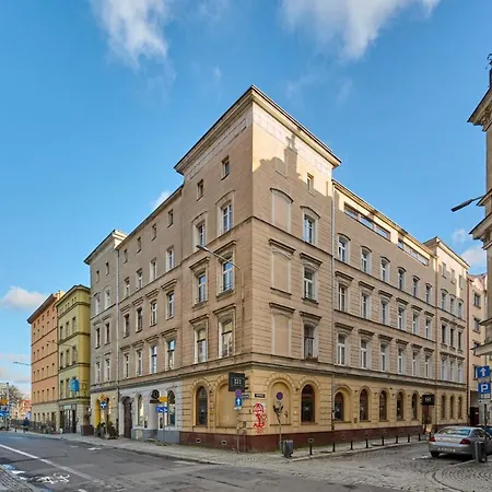 Family -64 M2 - Odrzanska By Renters Wrocław