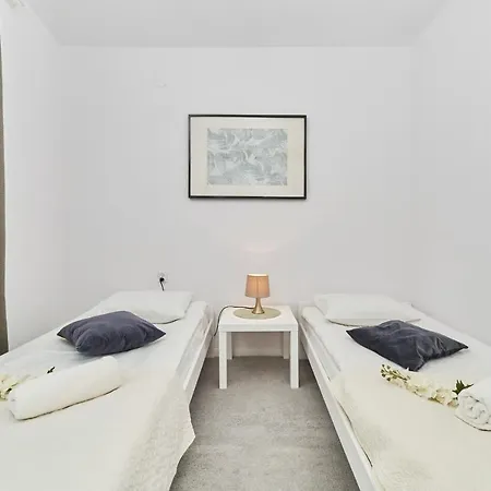 Apartment Family -64 M2 - Odrzanska By Renters
