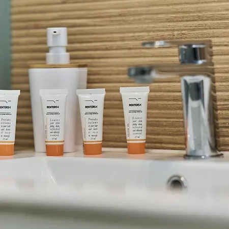 Family -64 M2 - Odrzanska By Renters * Wrocław