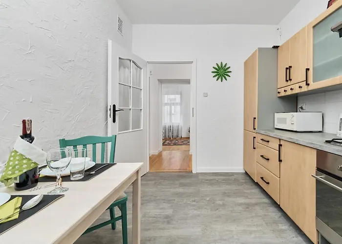 Family -64 M2 - Odrzanska By Renters Apartament Wrocław